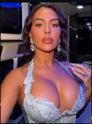 Georgina rodriguez leaked private photo uncensored HD quality