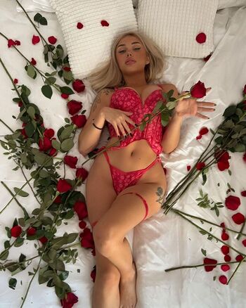Gwendolynceline  page leaked private photo uncensored HD quality