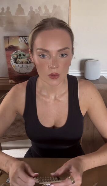 Hailey malles page leaked private photo uncensored HD quality