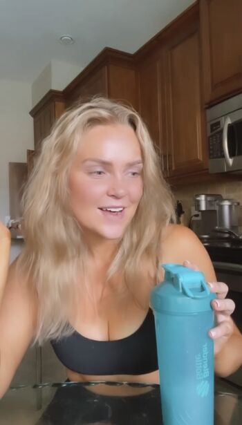 Hailey malles page leaked private photo uncensored HD quality