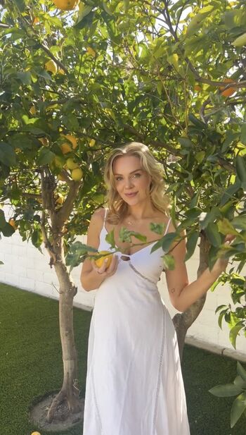 Hailey malles page leaked private photo uncensored HD quality