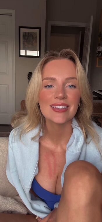 Hailey malles page leaked private photo uncensored HD quality