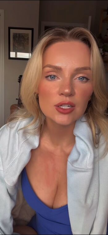 Hailey malles page leaked private photo uncensored HD quality