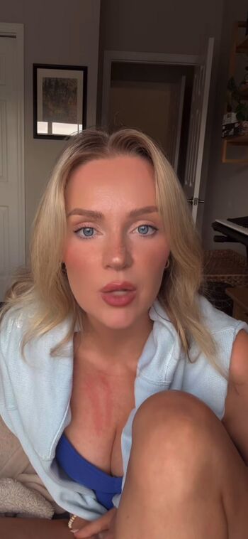 Hailey malles page leaked private photo uncensored HD quality