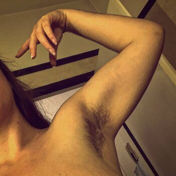 Hairy women  page leaked private photo uncensored HD quality