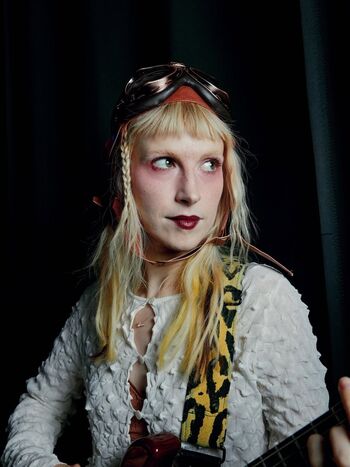 Hayley williams page leaked private photo uncensored HD quality