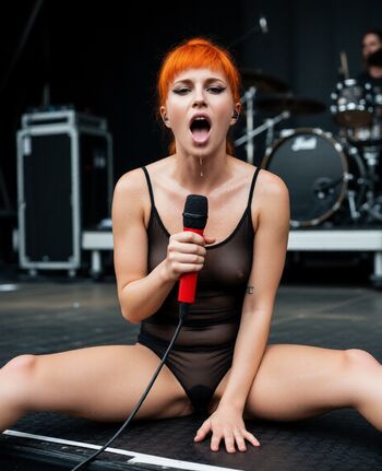Hayley williams page leaked private photo uncensored HD quality