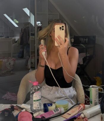 Helen flanagan page leaked private photo uncensored HD quality
