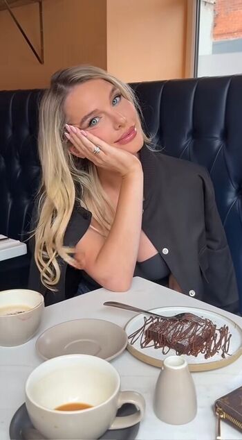 Helen flanagan page leaked private photo uncensored HD quality
