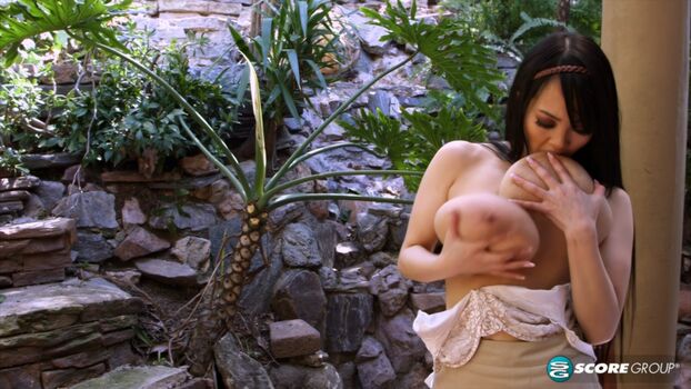 Hitomi tanaka page leaked private photo uncensored HD quality