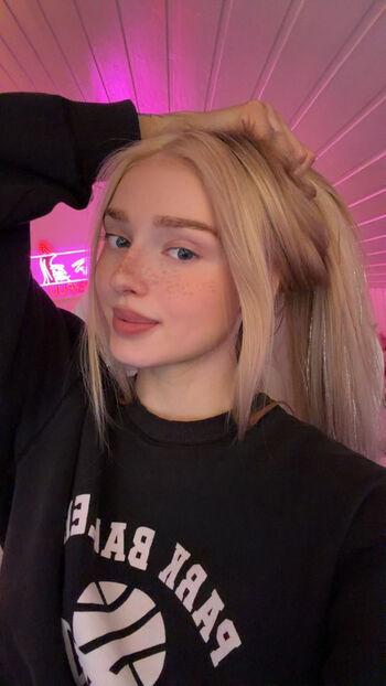 Honeypuu  page leaked private photo uncensored HD quality