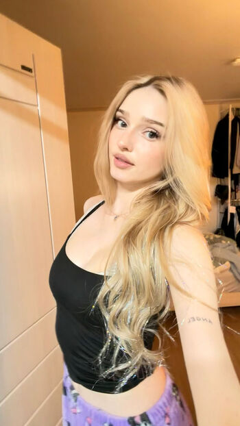 Honeypuu  page leaked private photo uncensored HD quality
