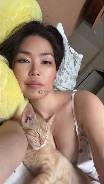 Hotmomjane page leaked private photo uncensored HD quality