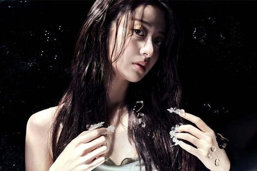 Huh yunjin  page leaked private photo uncensored HD quality