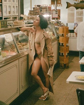 Ilana glazer leaked private photo uncensored HD quality