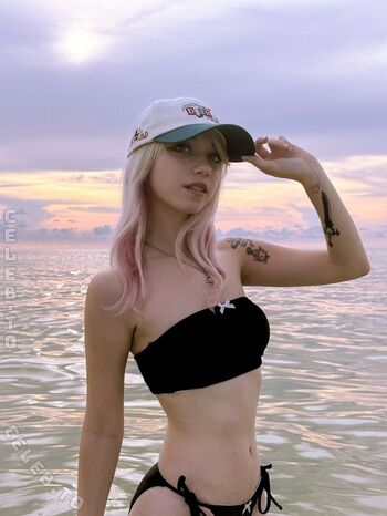 Iluvmeww page leaked private photo uncensored HD quality