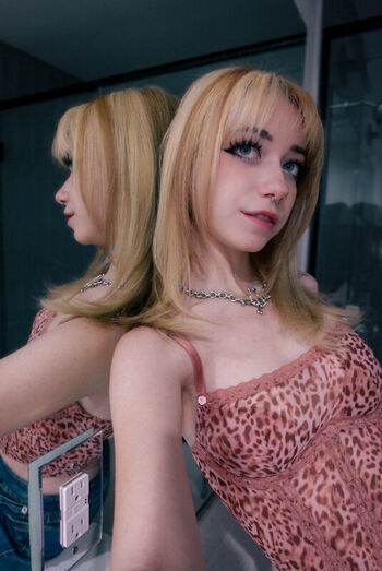 Iluvmeww page leaked private photo uncensored HD quality