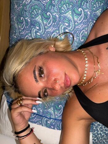 Iris vallaranii page leaked private photo uncensored HD quality