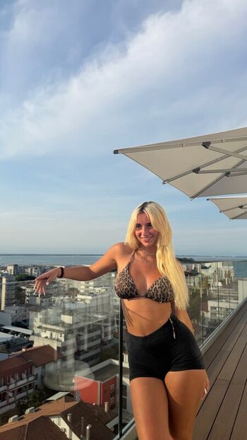 Iris vallaranii page leaked private photo uncensored HD quality