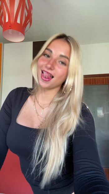 Iris vallaranii page leaked private photo uncensored HD quality