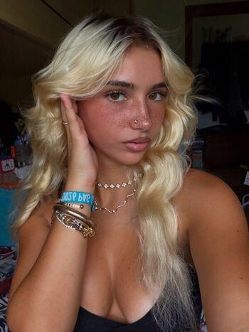 Iris vallaranii leaked private photo uncensored HD quality