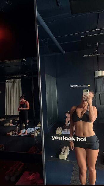 Isabella lauren  page leaked private photo uncensored HD quality