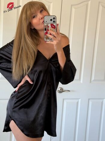 Itsjustblondie  page leaked private photo uncensored HD quality