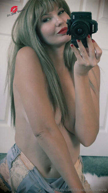 Itsjustblondie leaked private photo uncensored HD quality