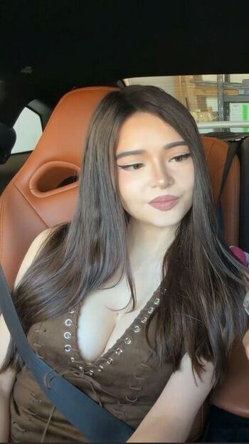 Itskatchii leaked private photo uncensored HD quality