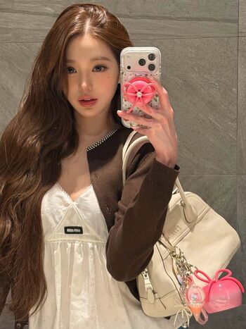 Jang won young page leaked private photo uncensored HD quality