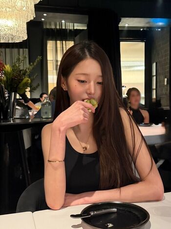 Jang won young page leaked private photo uncensored HD quality