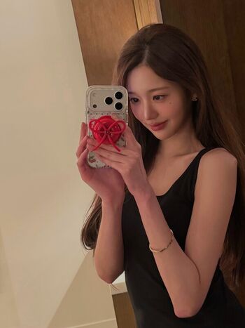 Jang won young page leaked private photo uncensored HD quality