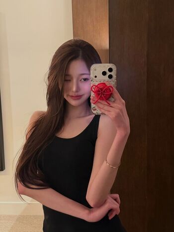 Jang won young page leaked private photo uncensored HD quality