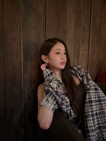 Jang won young page leaked private photo uncensored HD quality