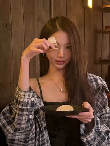 Jang won young page leaked private photo uncensored HD quality