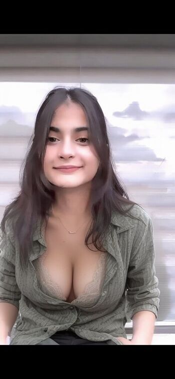 Janshi dayal page leaked private photo uncensored HD quality