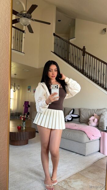 Jasminealyahh  page leaked private photo uncensored HD quality