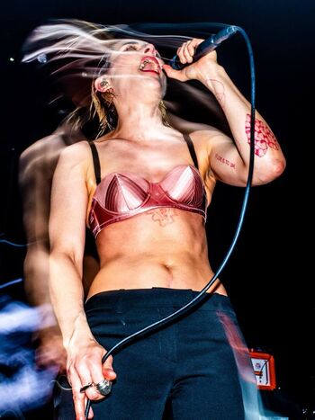 Jehnny beth leaked private photo uncensored HD quality