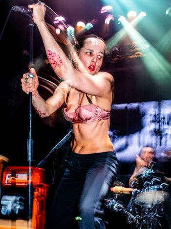 Jehnny beth leaked private photo uncensored HD quality