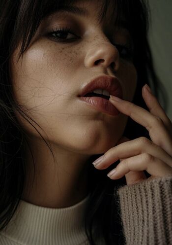 Jenna ortega  page leaked private photo uncensored HD quality