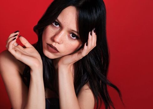 Jenna ortega  page leaked private photo uncensored HD quality