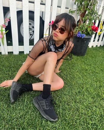 Jenna ortega  page leaked private photo uncensored HD quality