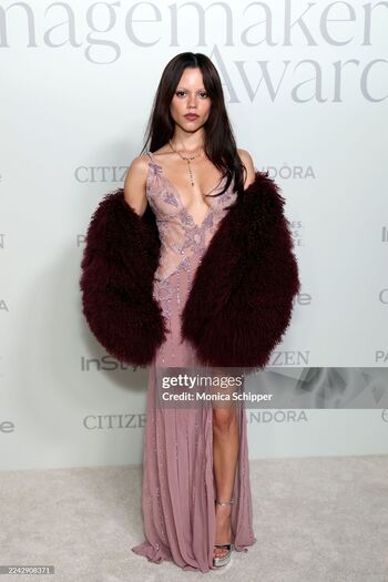 Jenna ortega  page leaked private photo uncensored HD quality
