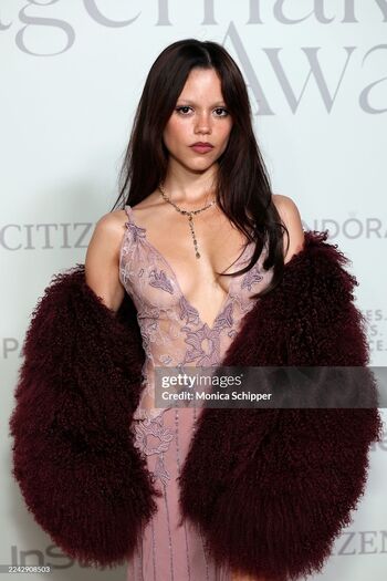 Jenna ortega  page leaked private photo uncensored HD quality