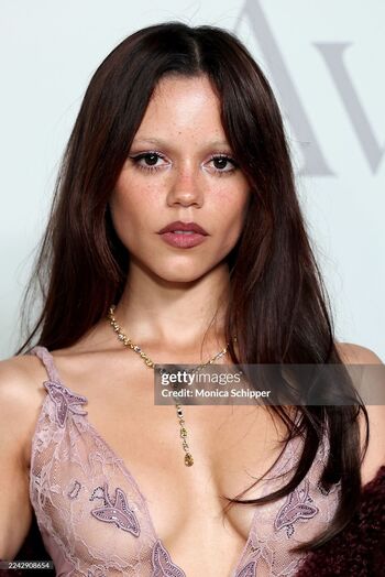 Jenna ortega  page leaked private photo uncensored HD quality