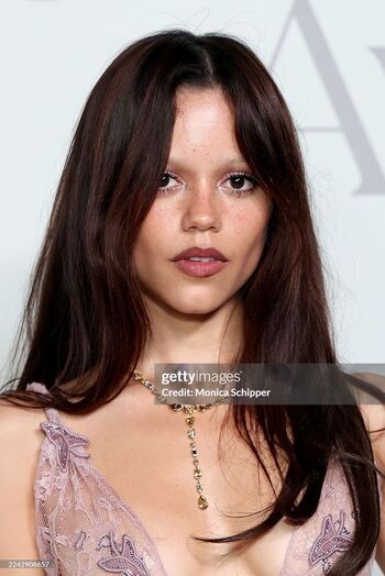 Jenna ortega  page leaked private photo uncensored HD quality