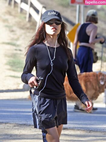 Jenna ortega leaked private photo uncensored HD quality