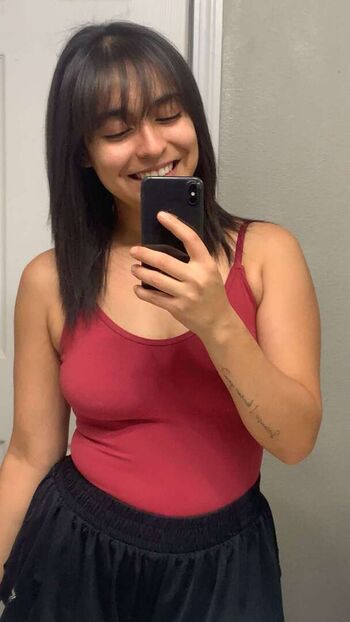 Jinkiesvelma leaked private photo uncensored HD quality