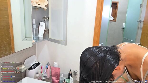 Jinnytty page leaked private photo uncensored HD quality