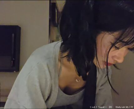 Jinnytty page leaked private photo uncensored HD quality